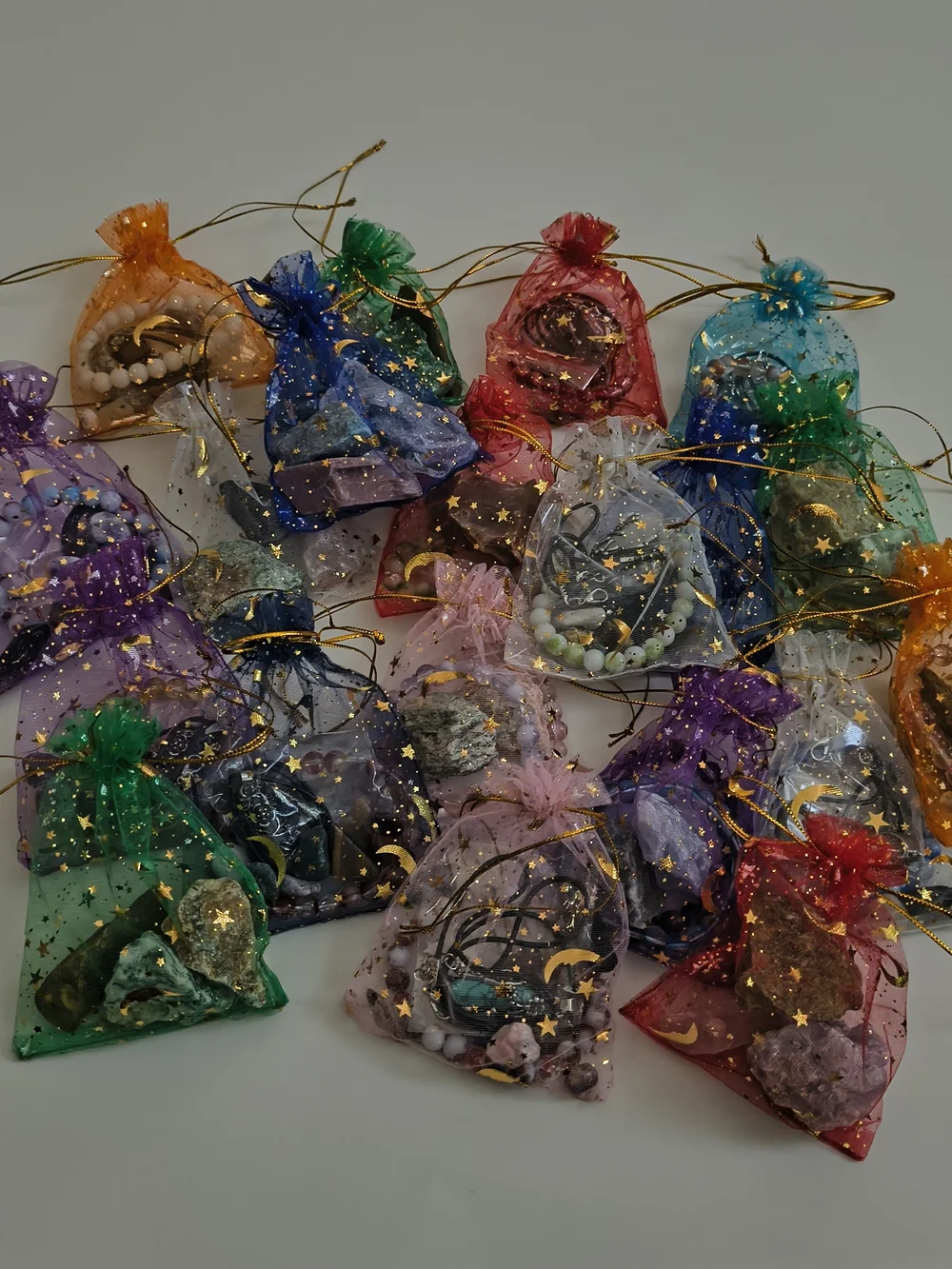 Mystery Organza Favor Bags 20 Satchels Rocks Stones Necklaces Bead Bracelts